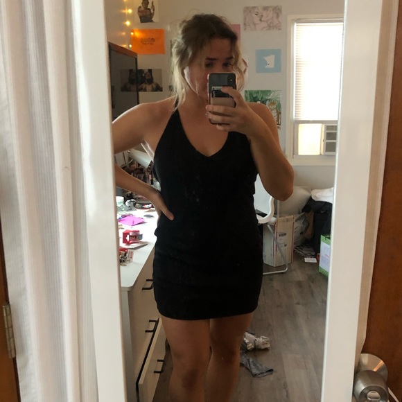 Missguided ribbed halter mini dress - Picture 6 of 7